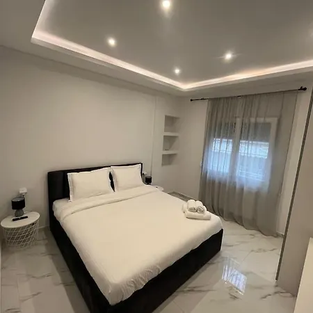 Апартаменты Luxurious In The Heart Of Салоники